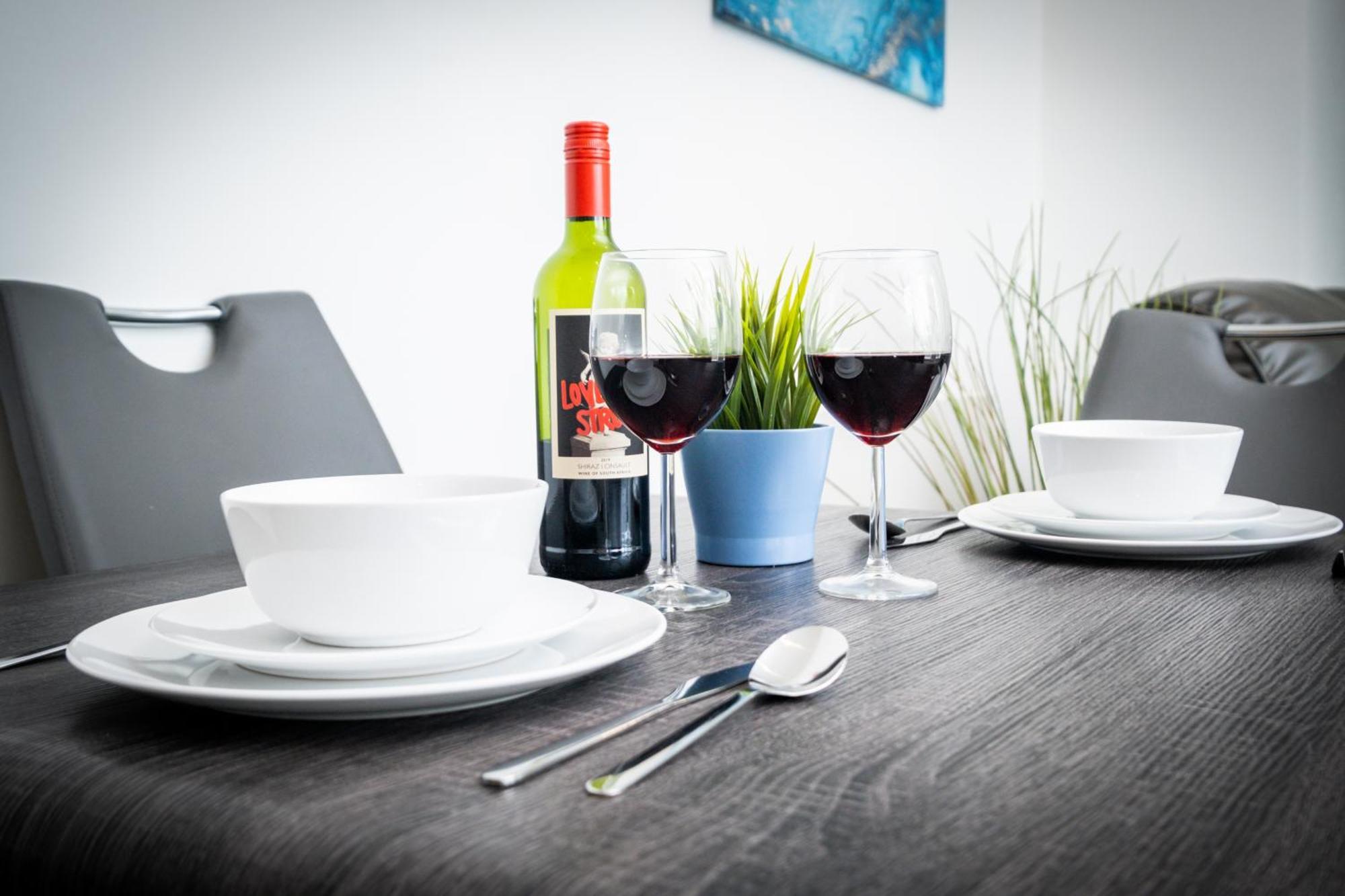 Pluxa Blue Sapphire Luxury Stay Free Parking Free Wifi - Walk Everywhere, Travel, Biz, Leisure Бирмингем Экстерьер фото